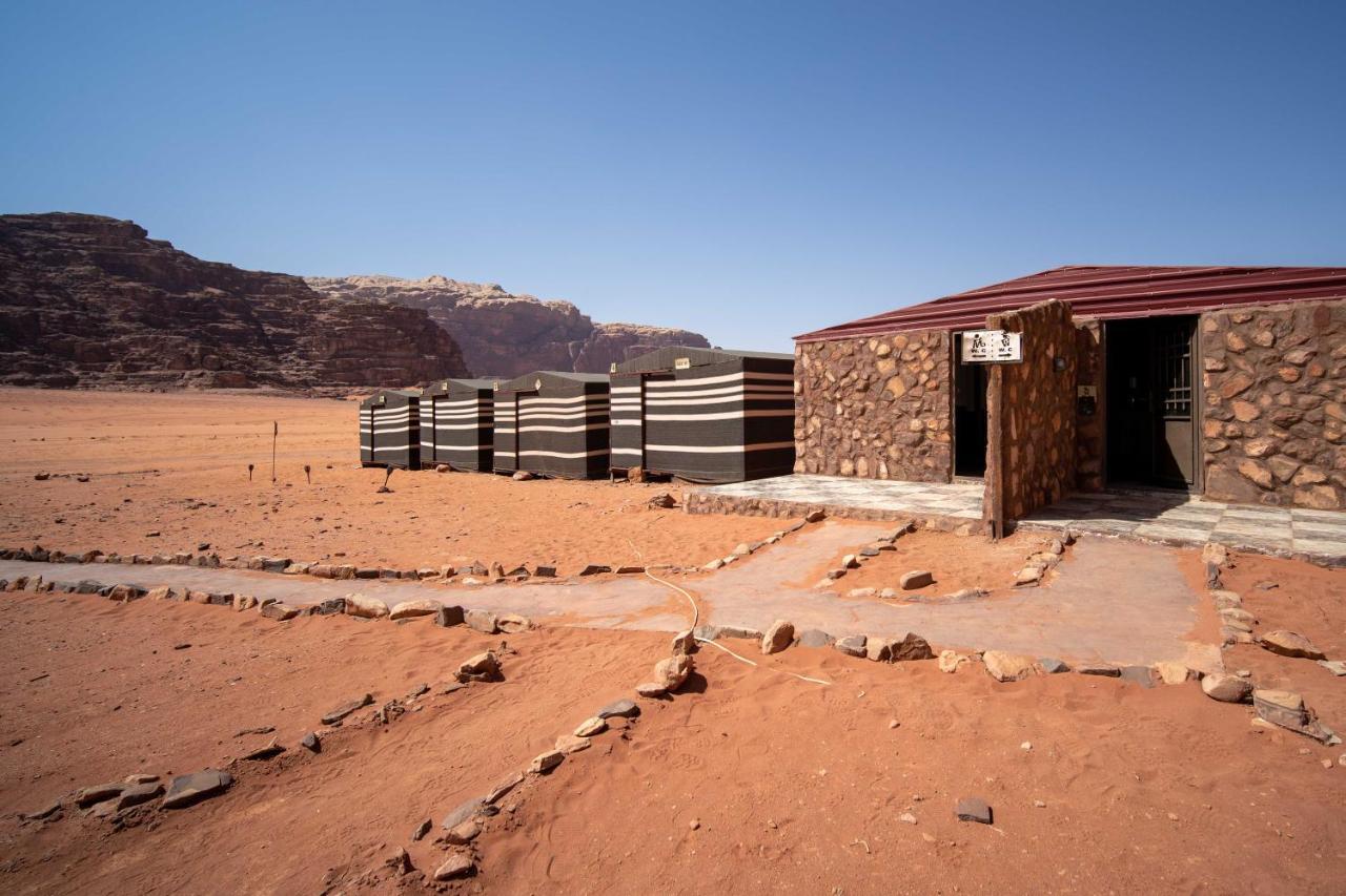 Magic Bedouin Star & Tours Hotel Wadi Rum Exterior photo