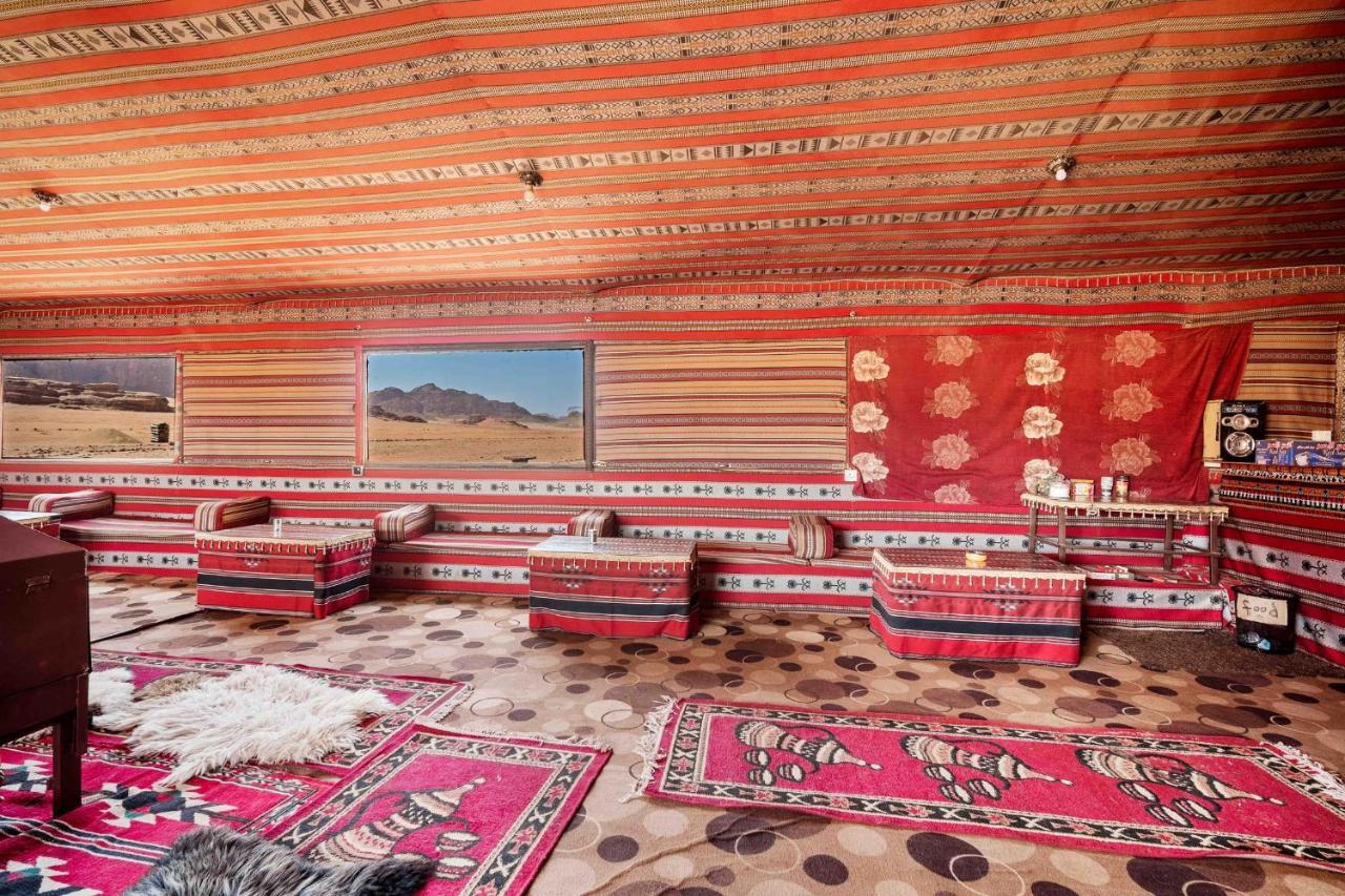 Magic Bedouin Star & Tours Hotel Wadi Rum Exterior photo
